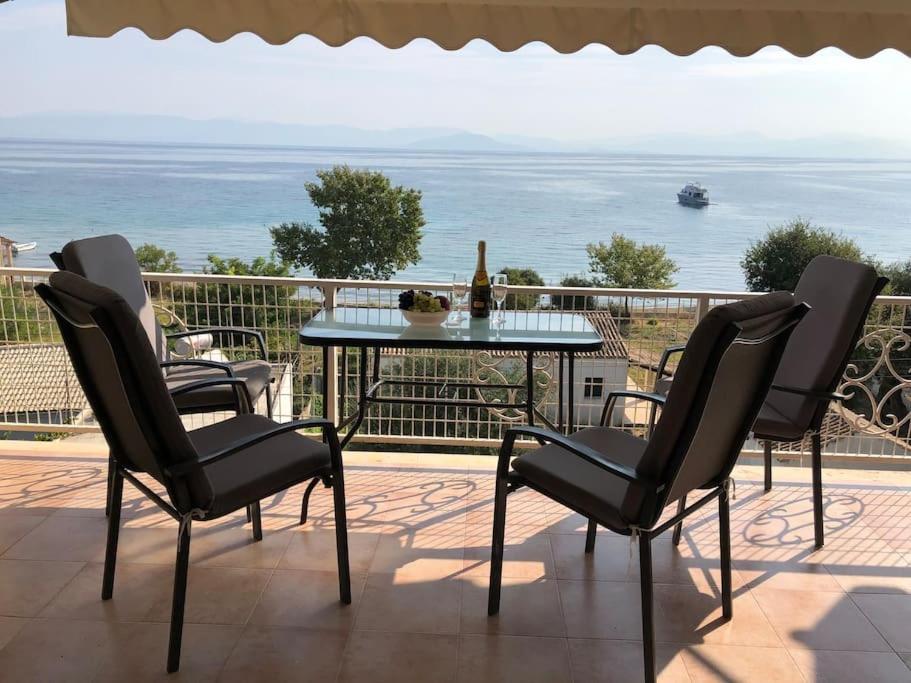 Sea View Apartment With Swimning Pool Mesongí المظهر الخارجي الصورة